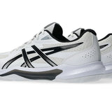 Innebandyaskor Asics Gel-Tactic 13 i vit med svarta detaljer, sidovy och sulkant
