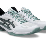 Innebandysskor ASICS i vit med mintgröna skosnören och svart logga