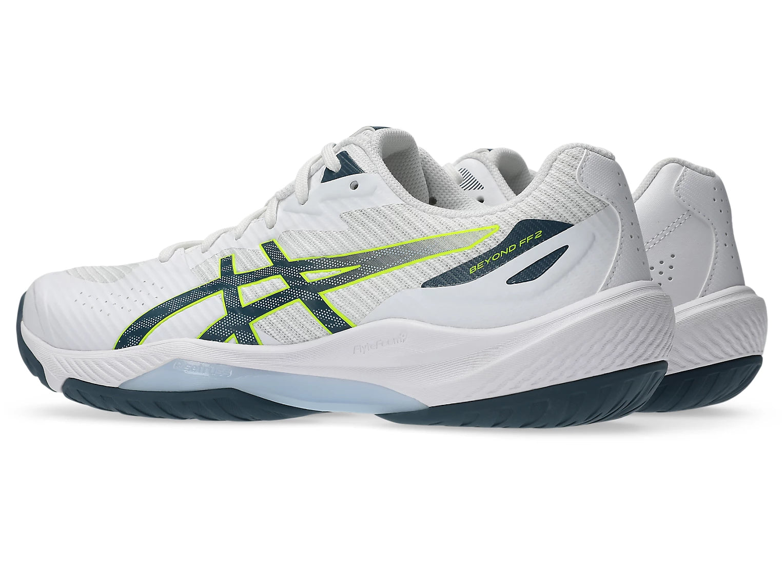 Innebandysko Asics Beyond FF 2 M vit med limegrönt Asics-motiv och kraftig mellansula.